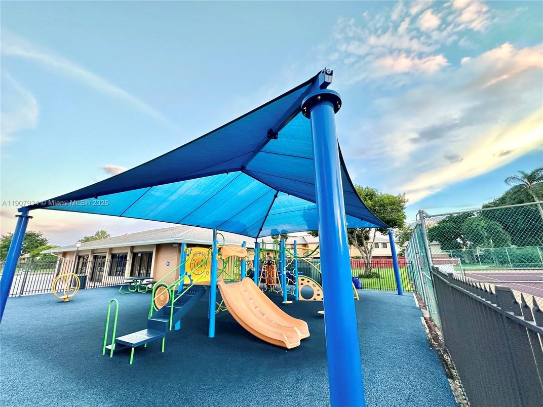 Backyard, Exterior, Playground