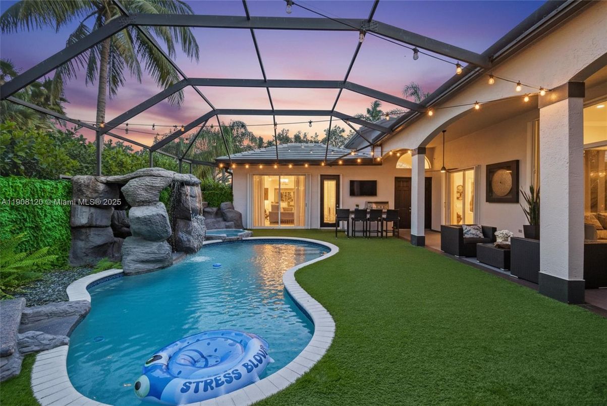 Glass Ceilings, Interior, Pool, Sun Room