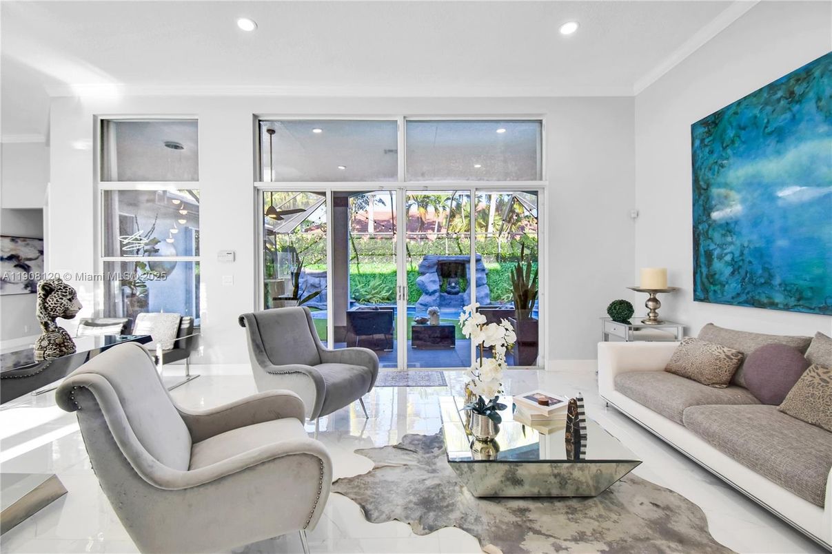 Interior, Living room, Recessed Lighting