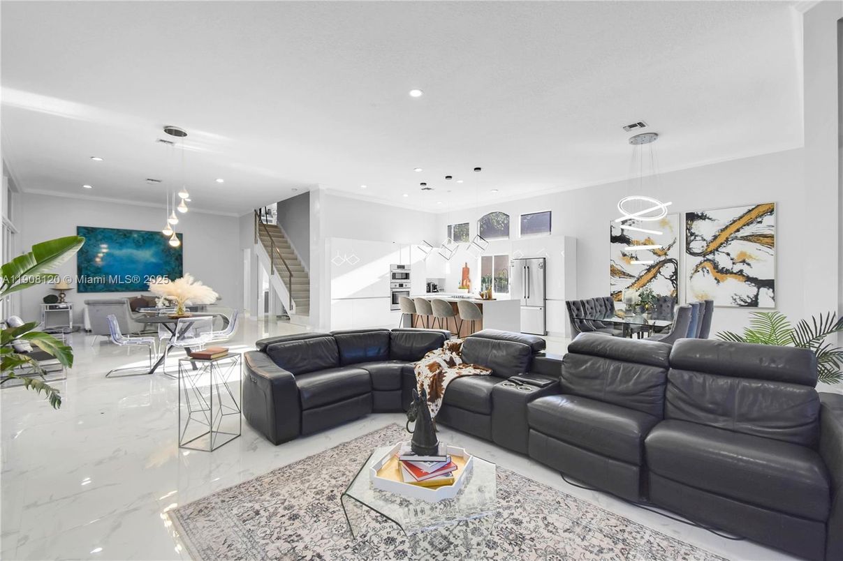 Dining room, Interior, Kitchen, Living room, Marble, Pendant Lights, Recessed Lighting