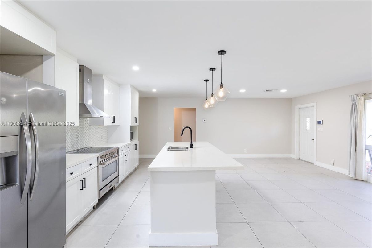 Interior, Kitchen, Pendant Lights, Recessed Lighting, Stainless Steel Appliances