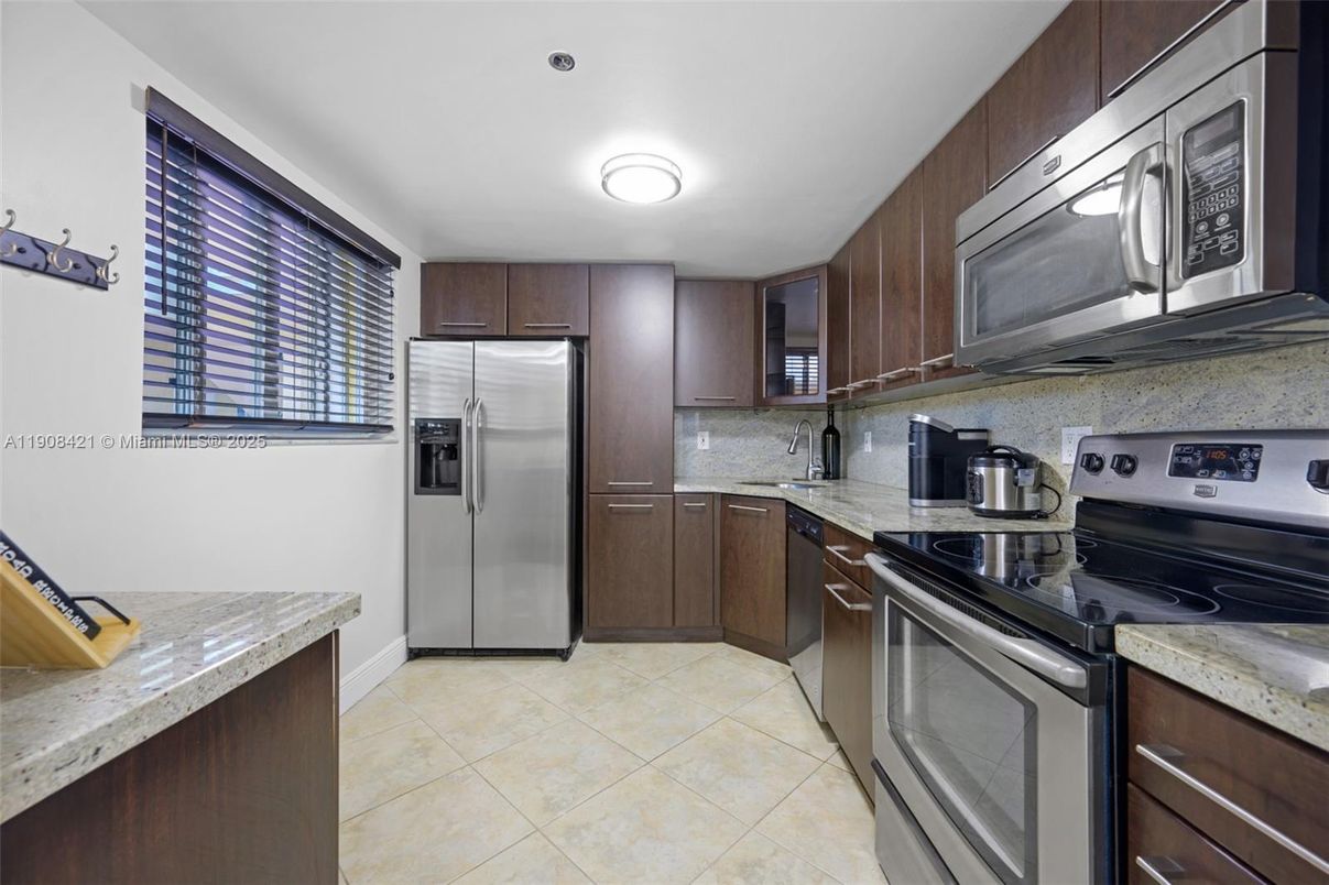 Interior, Kitchen, Stainless Steel Appliances