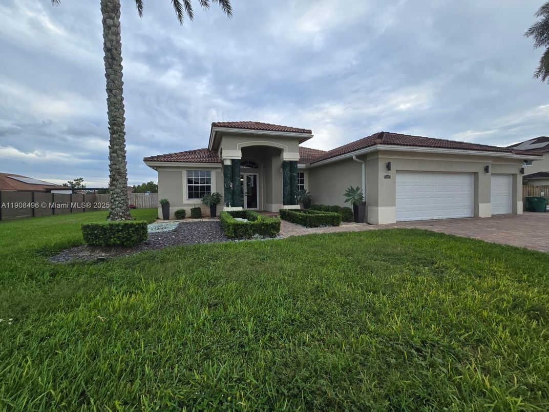 Attached, Backyard, Exterior, Facade, Mediterranean