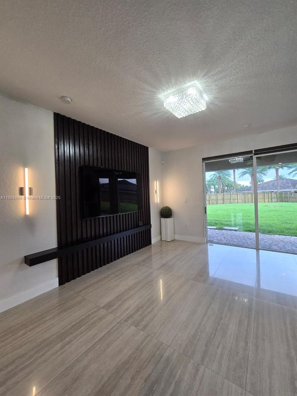 Chandelier, Empty room, Interior