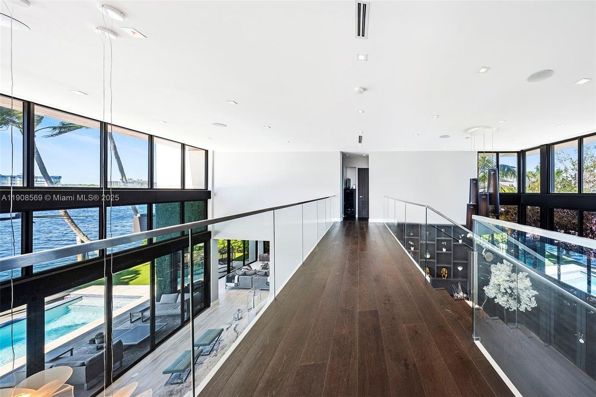 Interior, Pendant Lights, Recessed Lighting, Water, Wood Texture Flooring