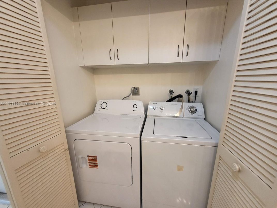 Interior, Utility Closets, Washer