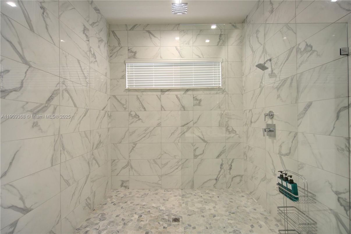 Bathroom, Interior, Marble Walls