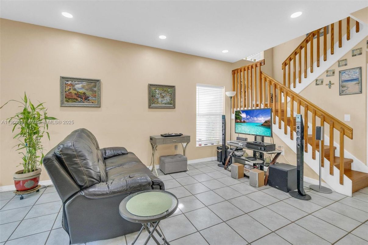 Interior, Recessed Lighting