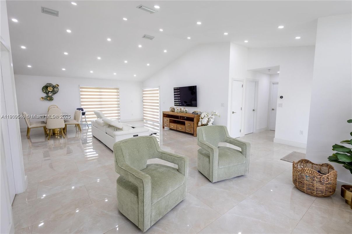 Interior, Recessed Lighting