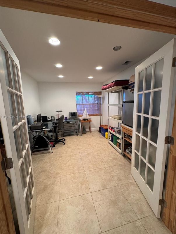 Interior, Recessed Lighting