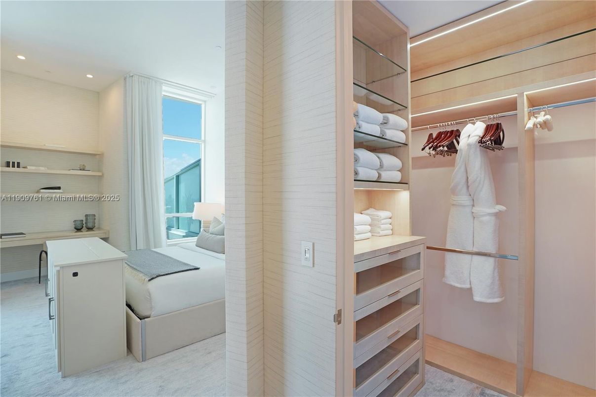 Interior, Recessed Lighting, Washer