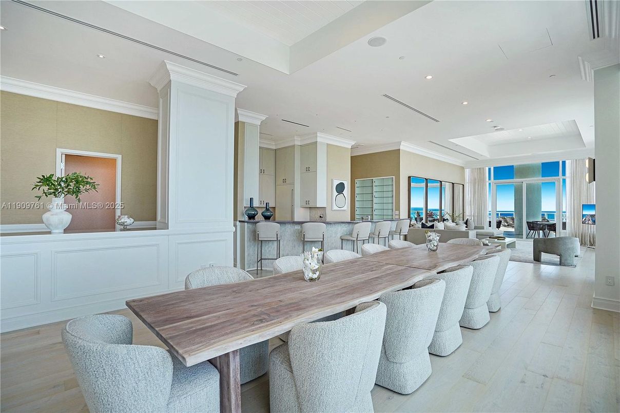 Dining room, Interior, Living room, Recessed Lighting, Water, Wood Texture Flooring