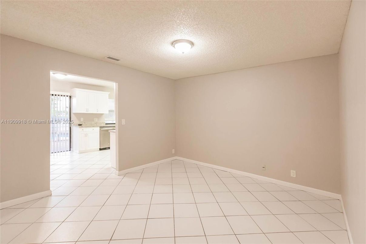 Empty room, Interior, Kitchen