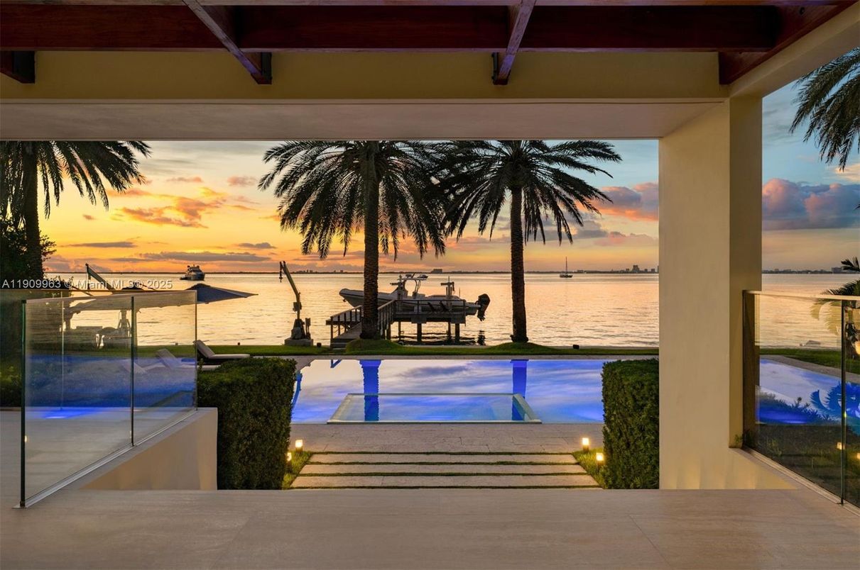 Water, Exterior, Pool, Other