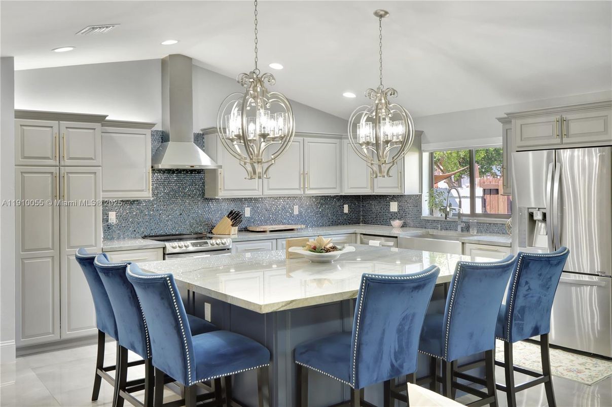 Interior, Kitchen, Pendant Lights, Recessed Lighting, Stainless Steel Appliances