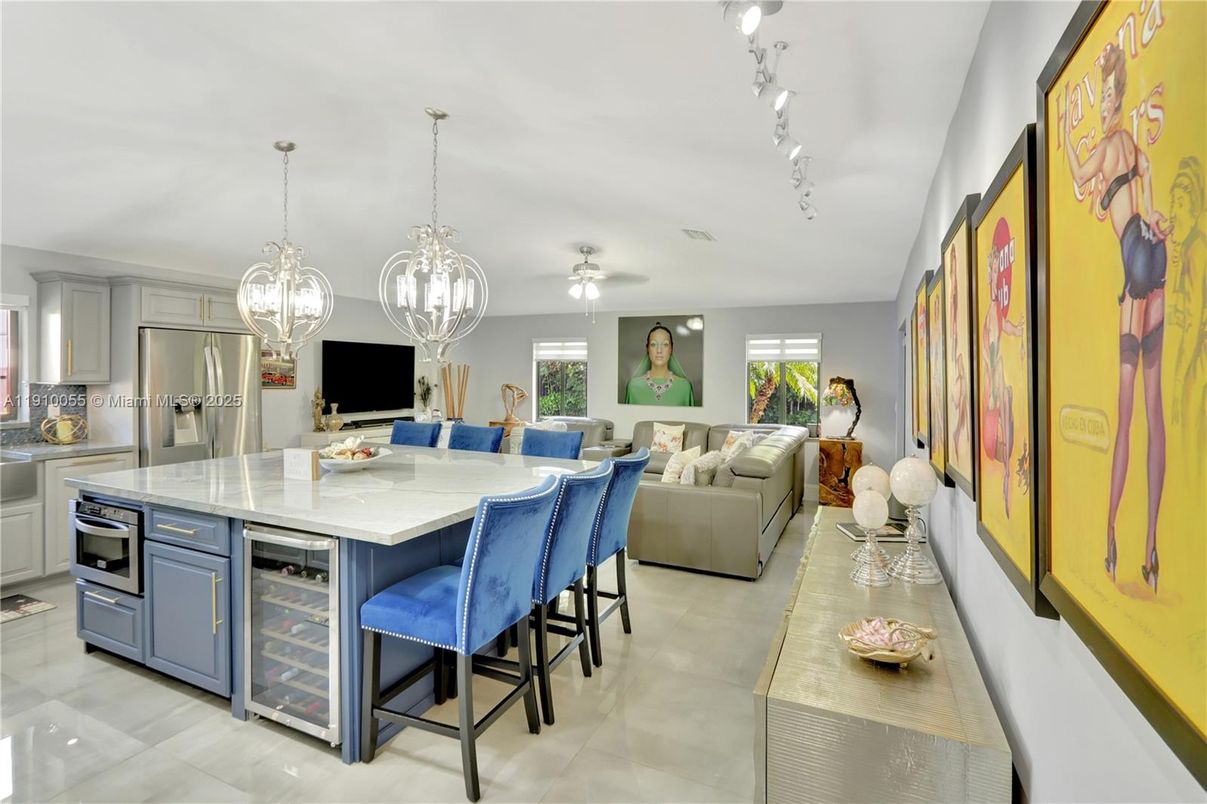 Dining room, Interior, Kitchen, Living room, Pendant Lights, Stainless Steel Appliances