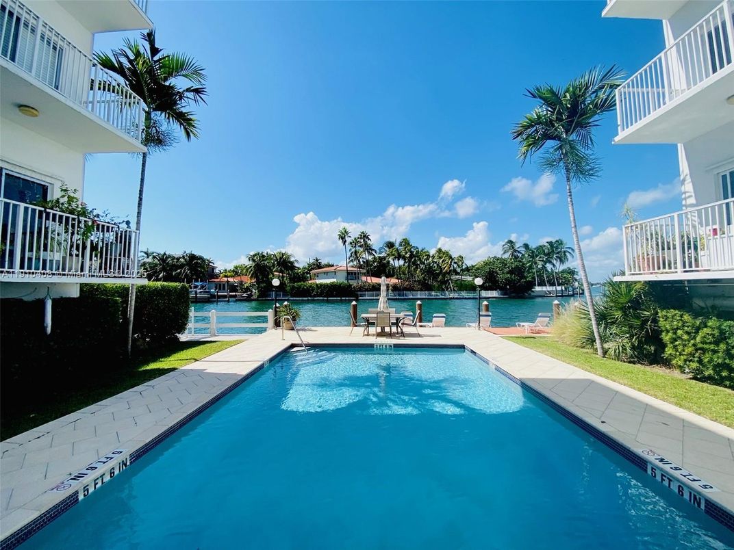 Exterior, Pool, Water