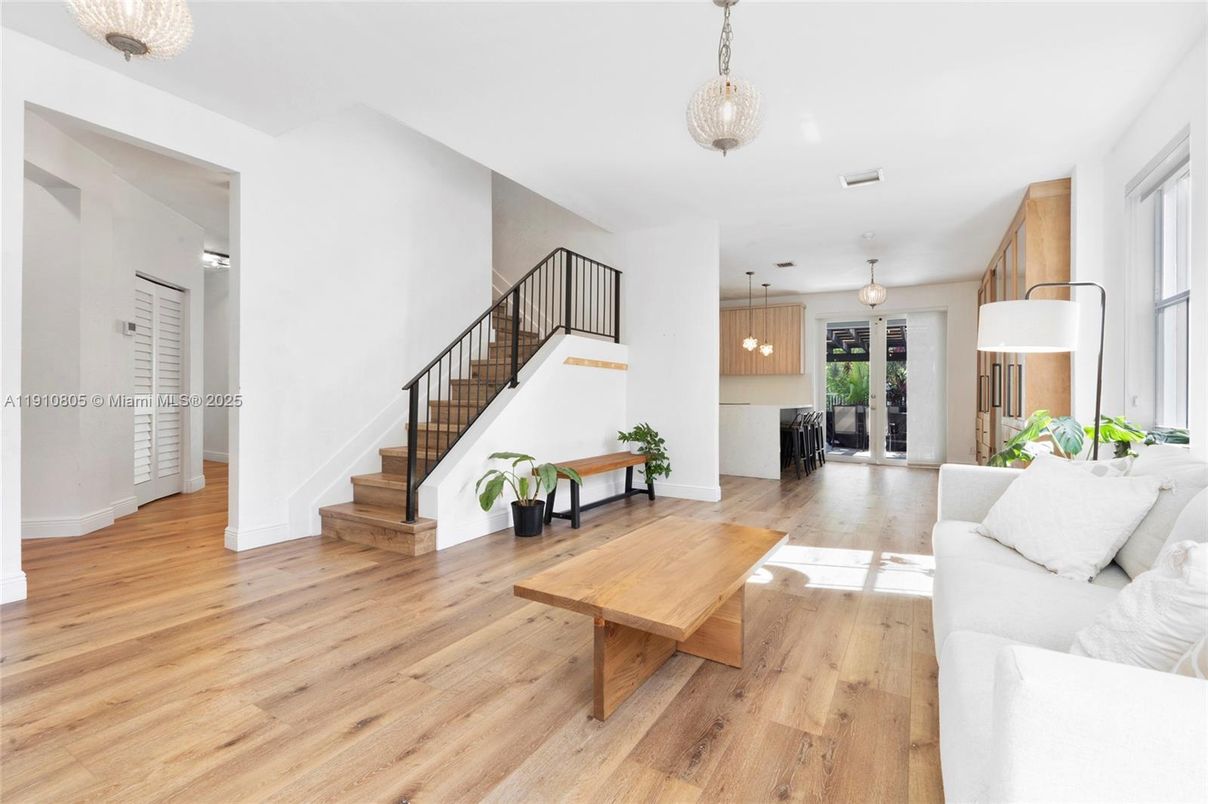 Interior, Living room, Pendant Lights, Wood Texture Flooring