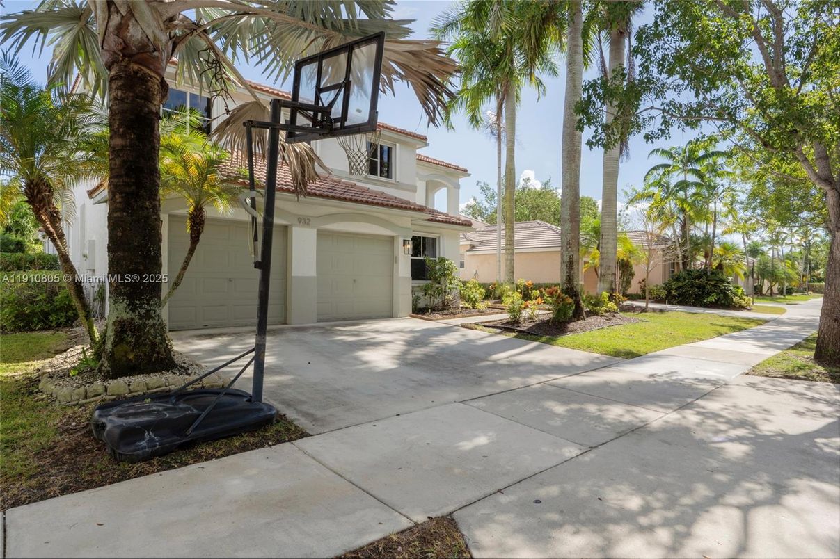 Attached, Backyard, Exterior, Facade, Mediterranean