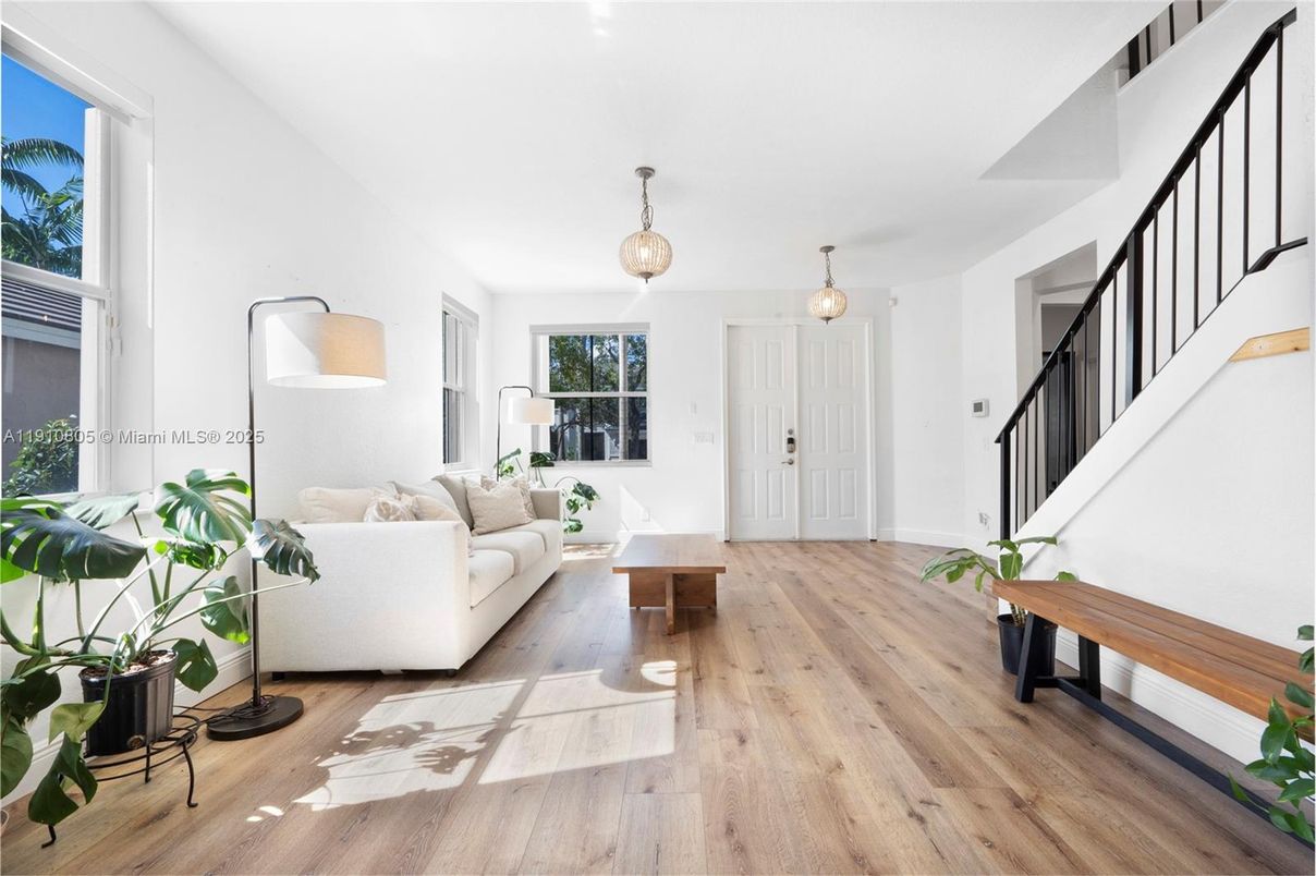 Interior, Living room, Pendant Lights, Wood Texture Flooring