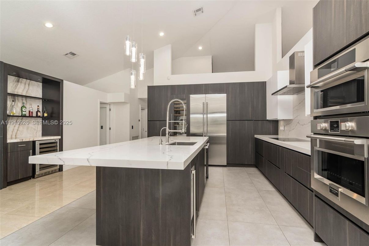 Interior, Kitchen, Pendant Lights, Recessed Lighting, Stainless Steel Appliances