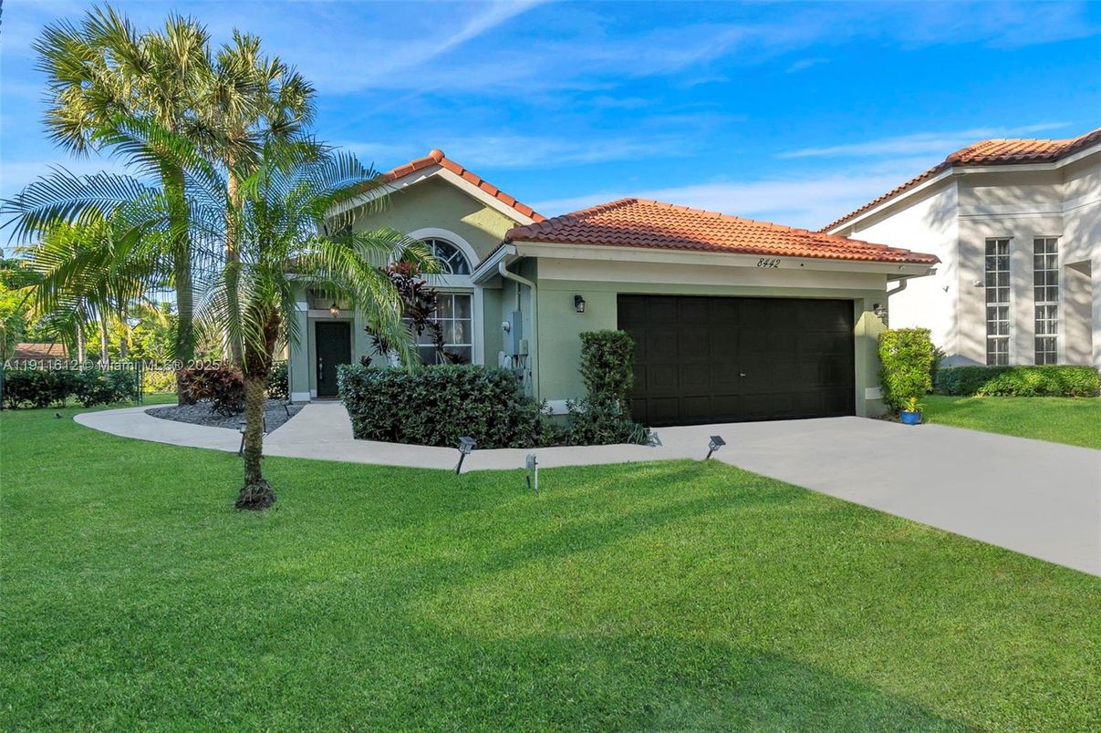 Attached, Backyard, Exterior, Facade, Mediterranean