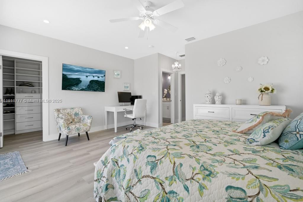 Bedroom, Home Office, Interior, Recessed Lighting, Wood Texture Flooring