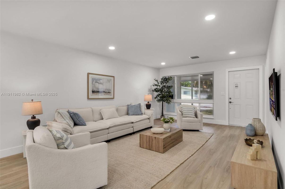 Interior, Living room, Recessed Lighting, Wood Texture Flooring