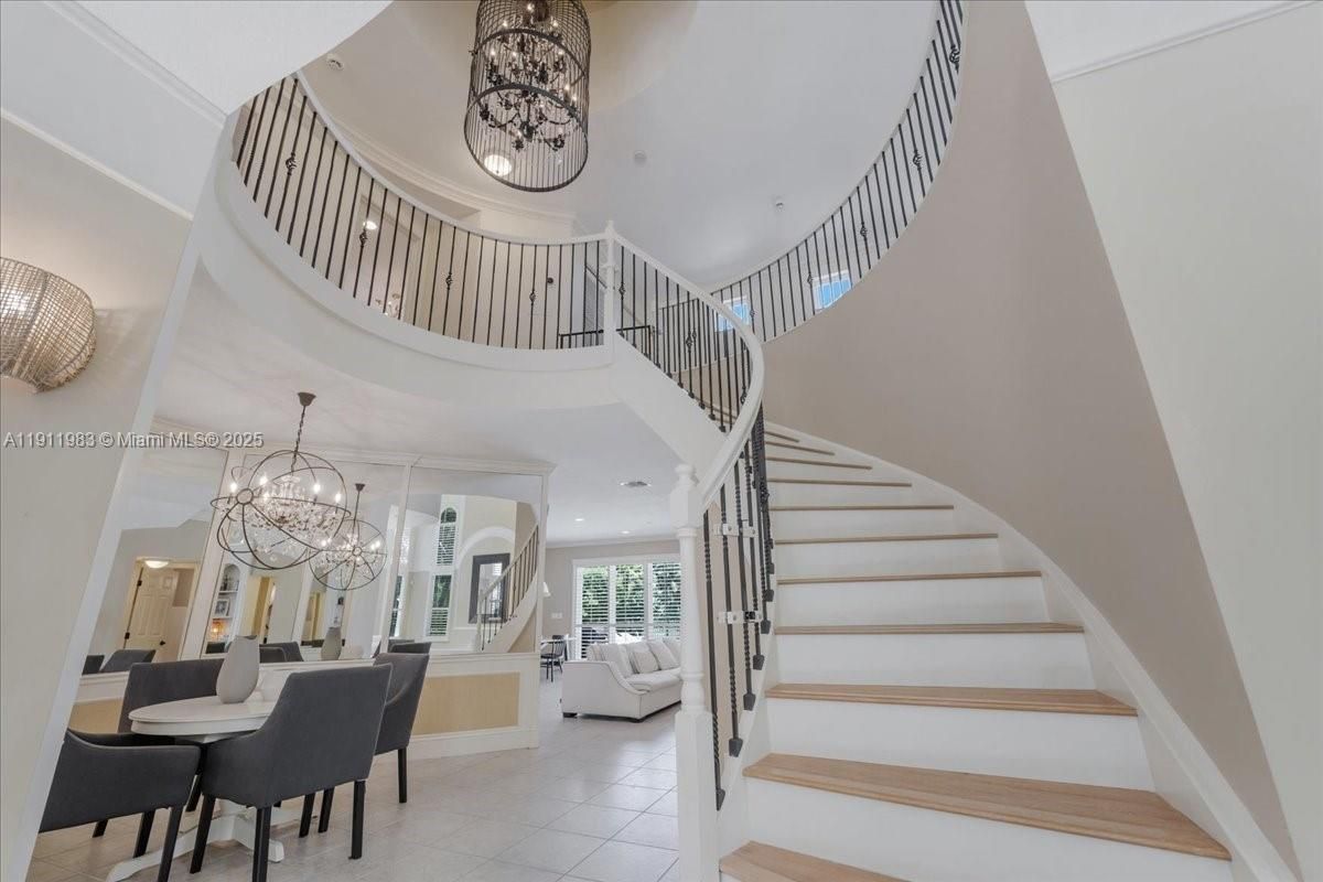 Chandelier, Dining room, Interior, Recessed Lighting