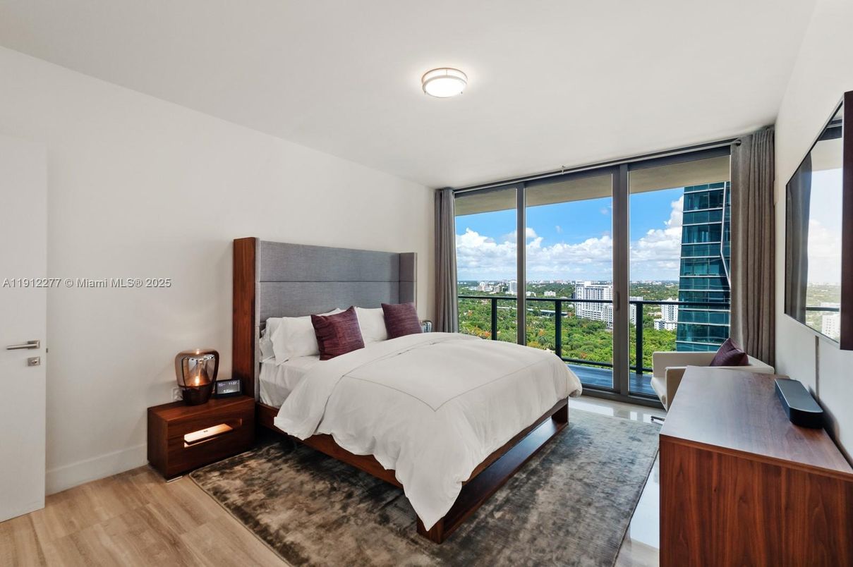 Bedroom, Interior, Water, Wood Texture Flooring
