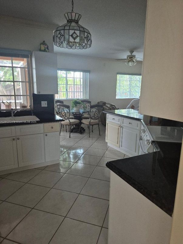 Dining room, Interior, Kitchen