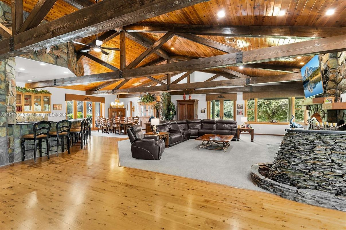 Dining room, Interior, Living room, Recessed Lighting, Wooden Beams, Wooden Ceilings, Wood Texture Flooring