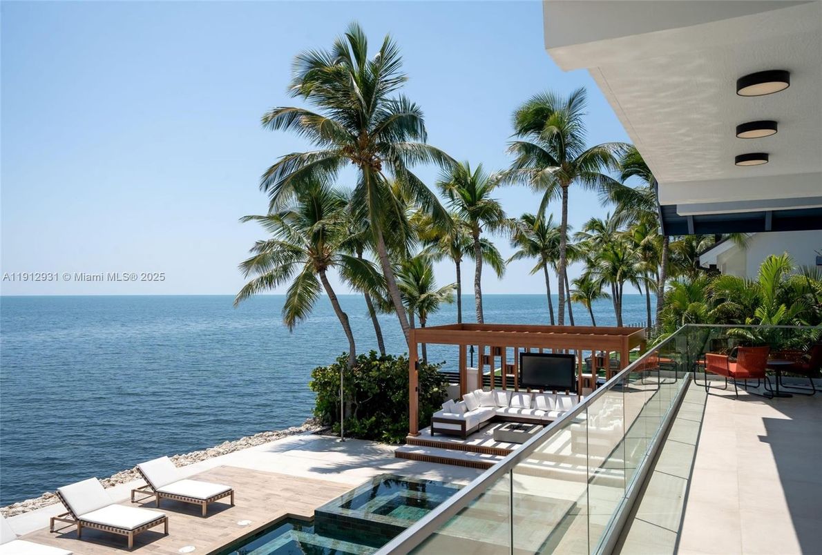 Water, Exterior, Pool, Other