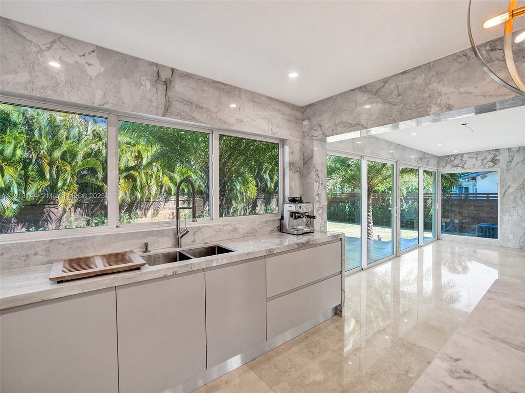 Interior, Kitchen, Marble Walls, Recessed Lighting