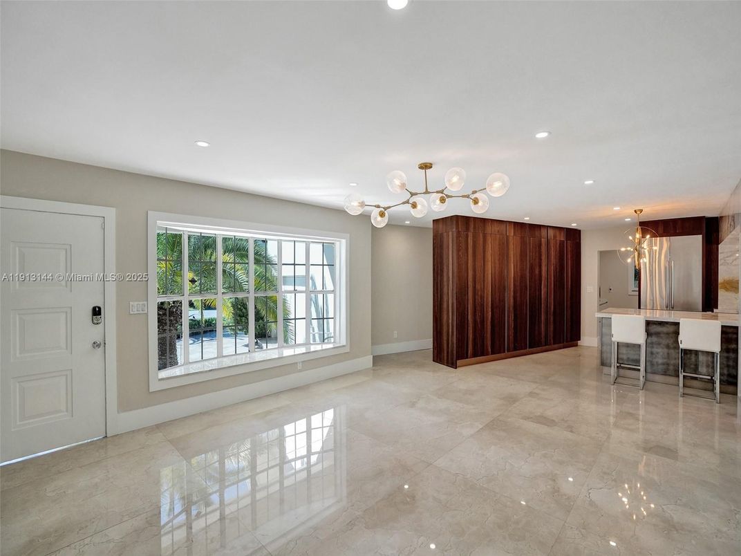 Empty room, Interior, Kitchen, Pendant Lights, Recessed Lighting