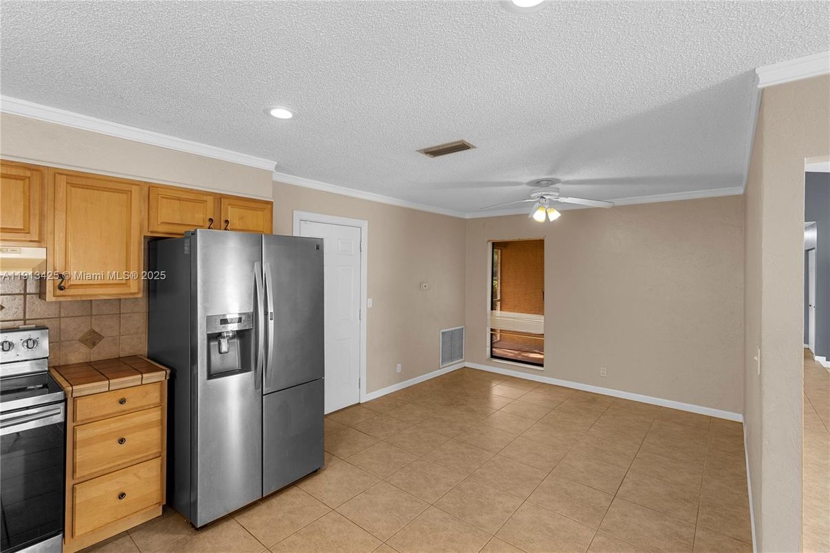 Interior, Kitchen, Recessed Lighting
