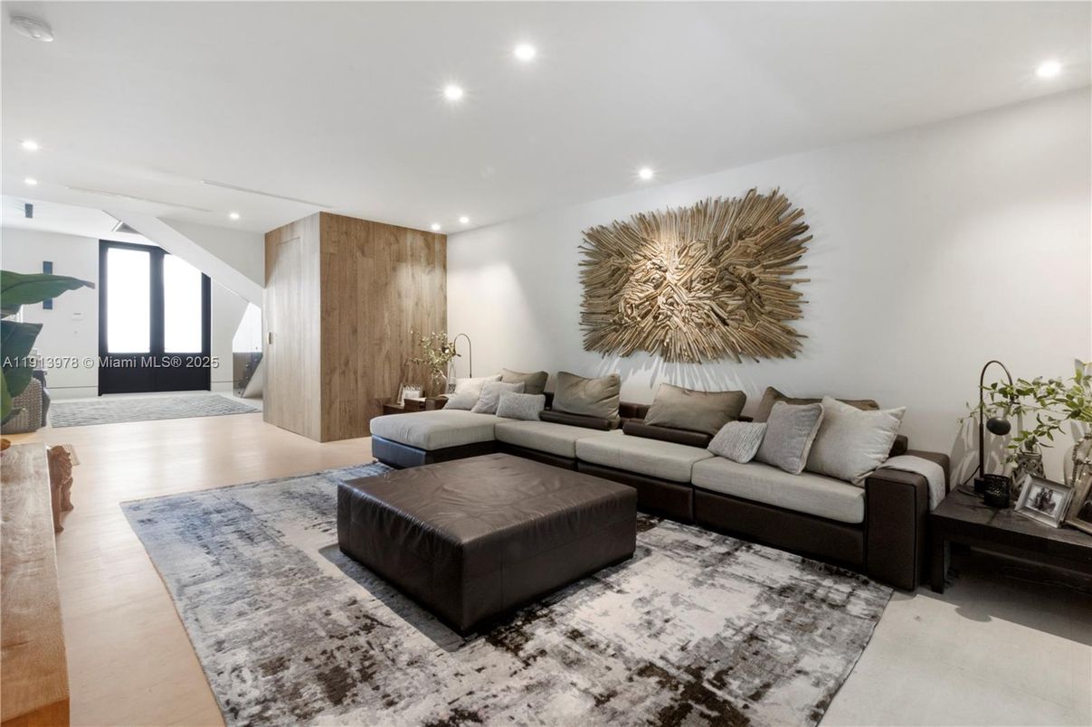 Interior, Living room, Recessed Lighting, Wood Texture Flooring, Wooden Walls