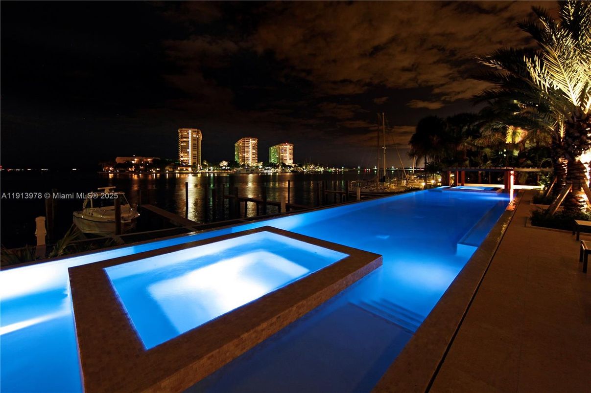 Exterior, Pool, Water