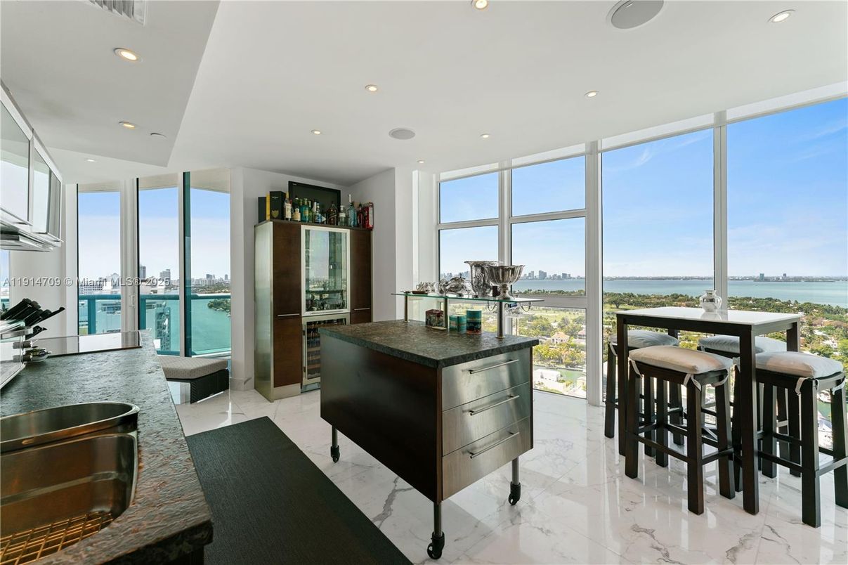 Interior, Marble, Recessed Lighting, Water