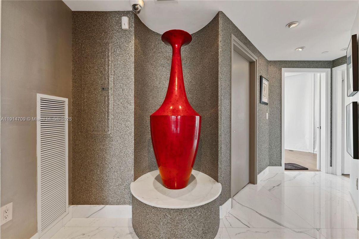 Interior, Marble, Recessed Lighting