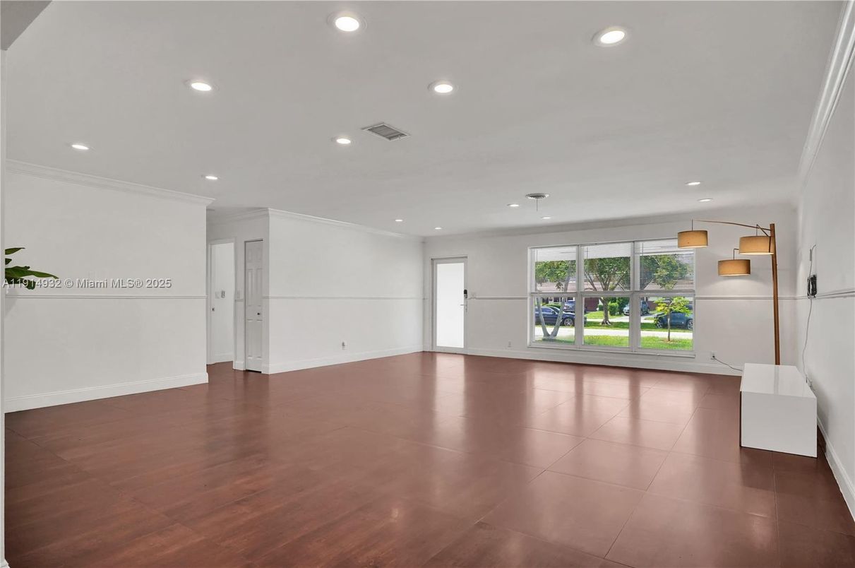 Empty room, Interior, Pendant Lights, Recessed Lighting, Wood Texture Flooring