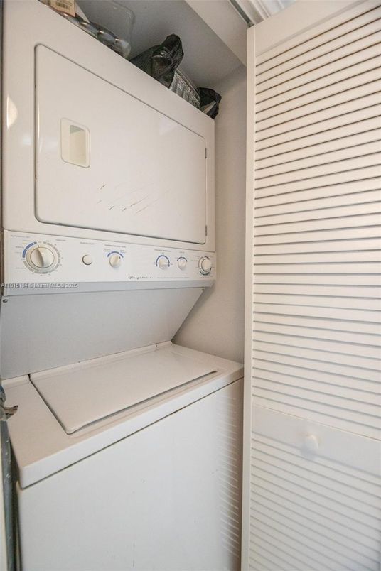 Interior, Utility Closets, Washer