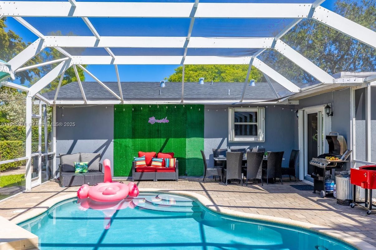 Glass Ceilings, Interior, Pool, Sun Room