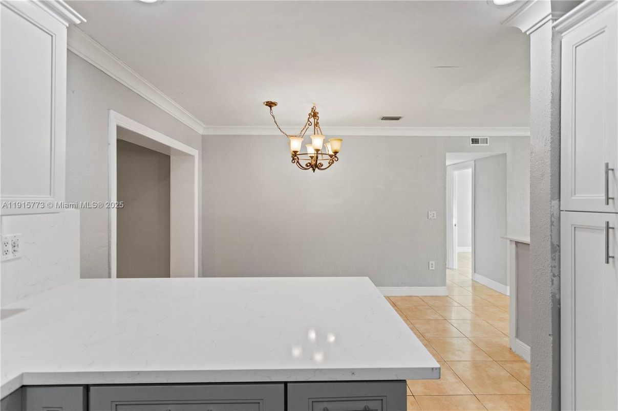 Chandelier, Interior