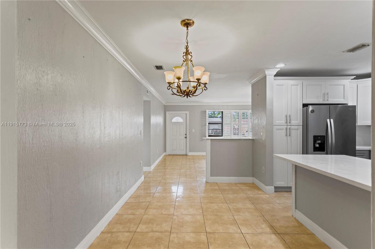 Chandelier, Interior, Kitchen