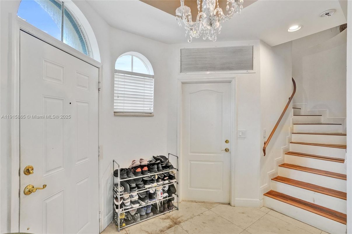 Chandelier, Interior, Recessed Lighting