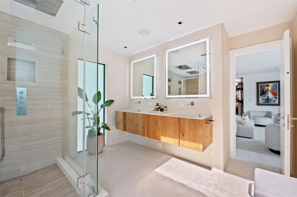 Bathroom, Glass Shower, Interior, Living room, Recessed Lighting