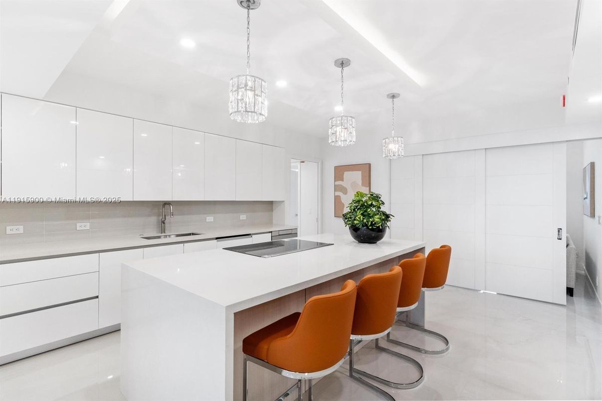 Interior, Kitchen, Marble, Pendant Lights, Recessed Lighting