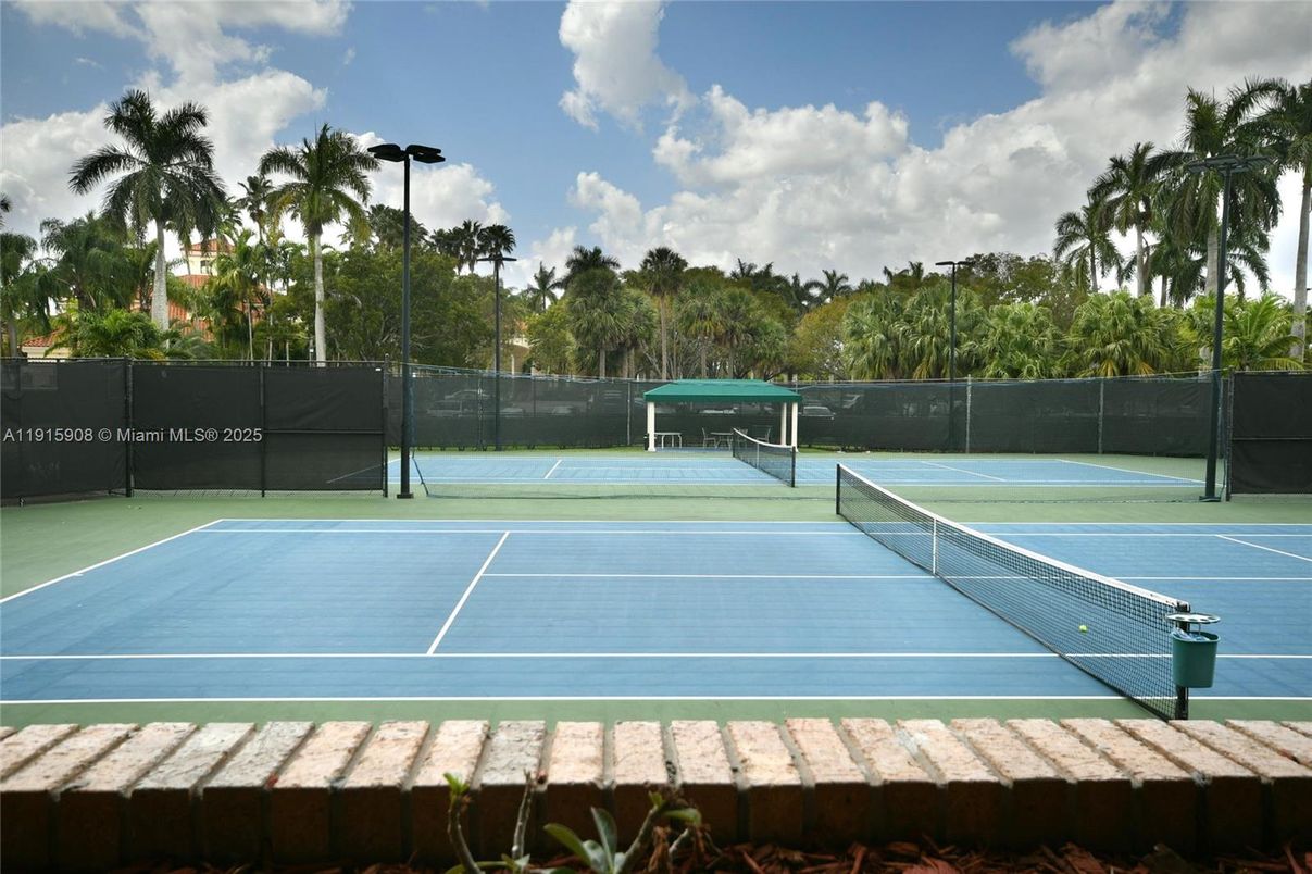 Exterior, Tennis Courts