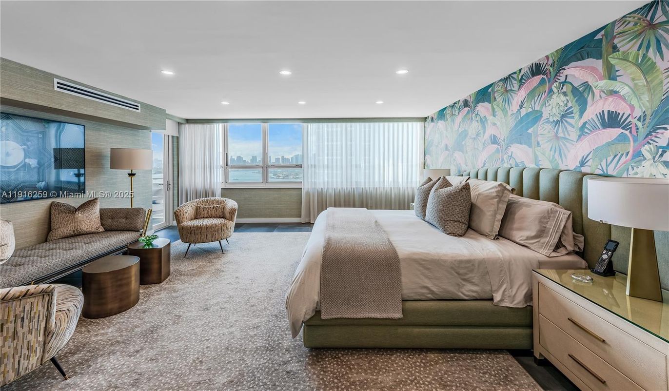 Bedroom, Interior, Recessed Lighting, Water